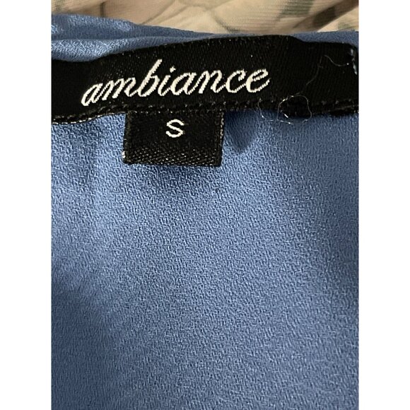 Ambiance Zip Neck Sleeveless Blouse Cornflower Blue Size Small - Picture 8 of 9